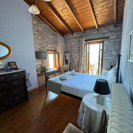 Traditional Stonehouse Verga * Kalamata