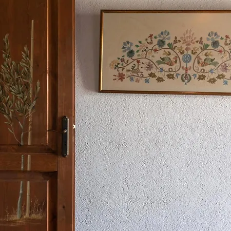 Traditional Stonehouse Verga Kalamata