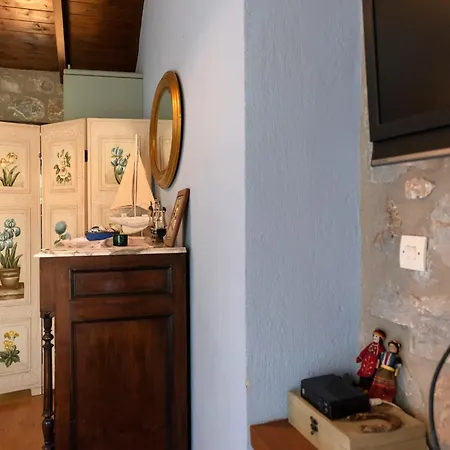 Traditional Stonehouse Verga Tatil Evi Kalamata