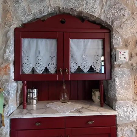 Traditional Stonehouse Verga Holiday home *