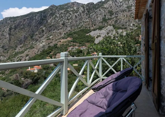 Traditional Stonehouse Verga * 칼라마타